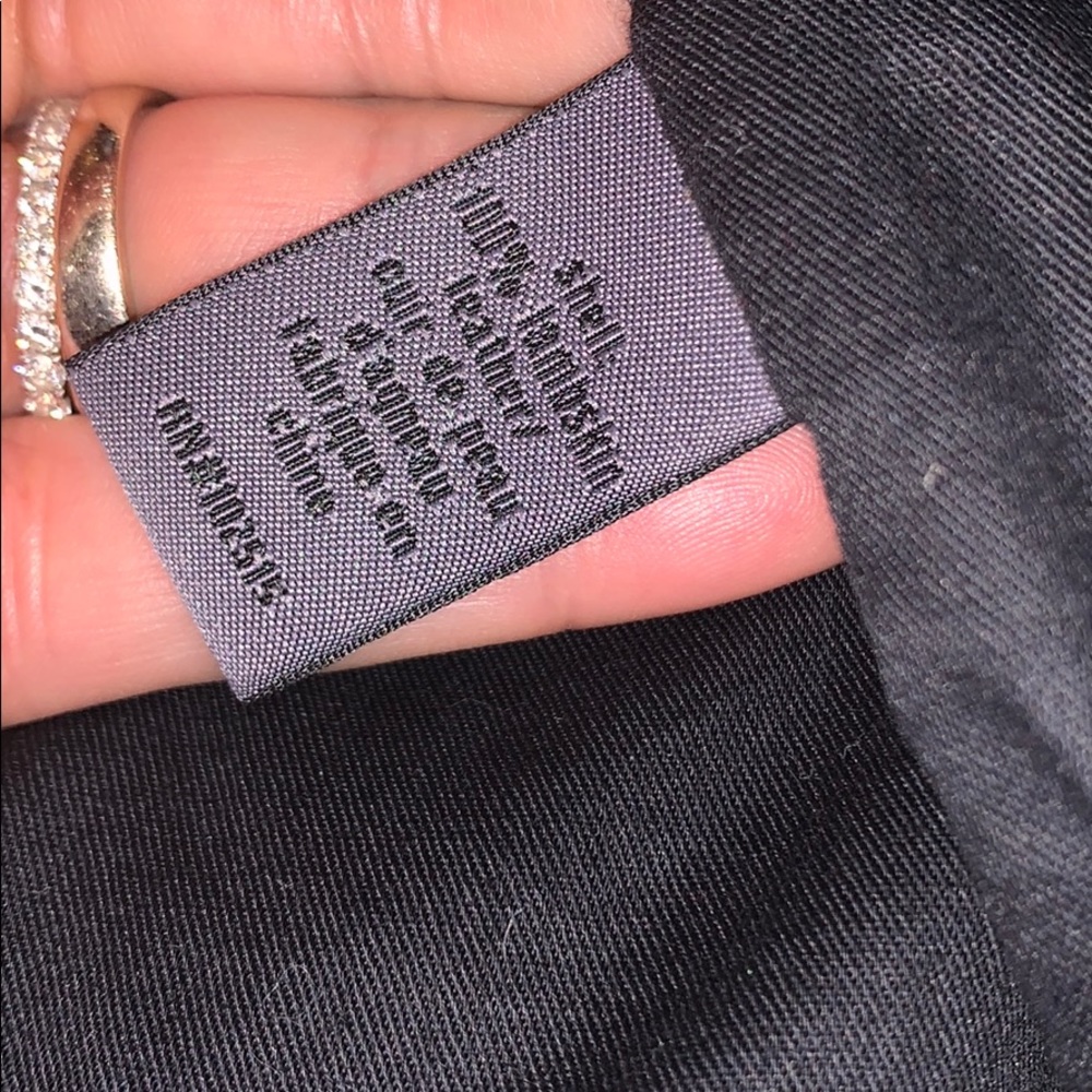 Black leather - Picture 4 of 5